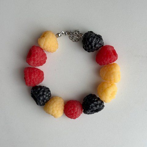 Raspberry and blackberry mix bracelet